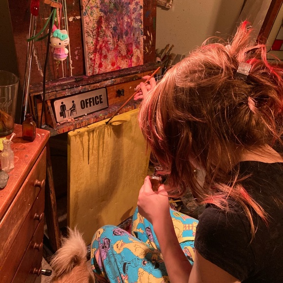 Meet your Posher, Harper - Picture 3 of 5